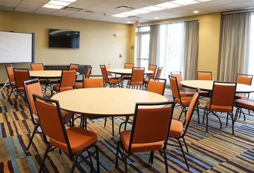 فندق Fairfield Inn & Suites By Marriott Madison Verona