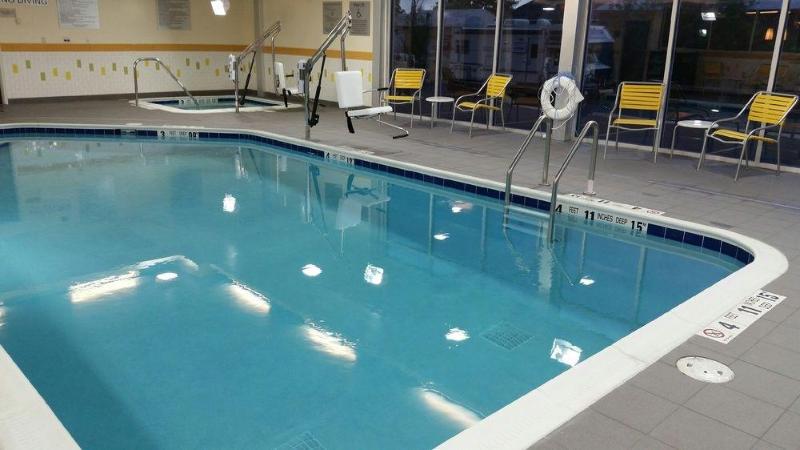 فندق Fairfield Inn & Suites By Marriott Plattsburgh