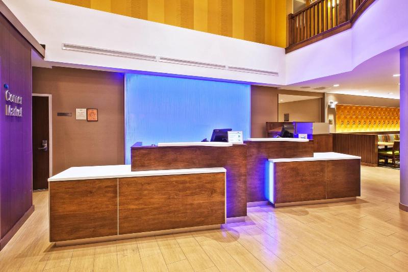 فندق Fairfield Inn & Suites By Marriott Plattsburgh