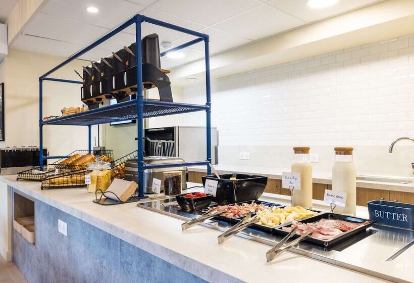 בית מלון כפרי Ibis Budget Châtillon Paris Ouest