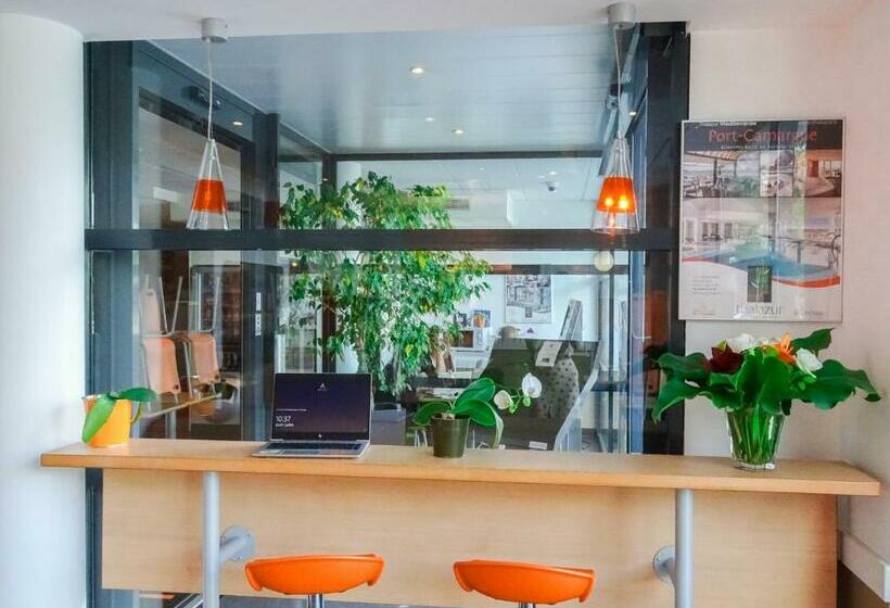 Отель Ibis Budget Tours Nord