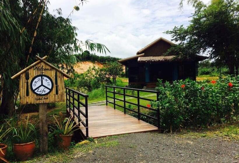 هتل Moonlight Cottage Phuket