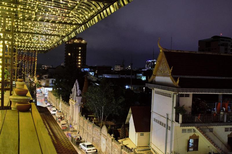 בית מלון כפרי Rachana Hostel