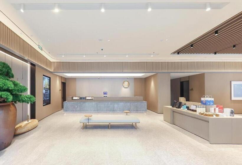 Ji Hotel Nantong East Bus Station