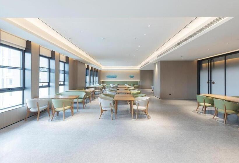 Ji Hotel Nantong East Bus Station