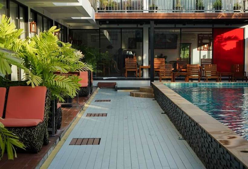 فندق Z&z House