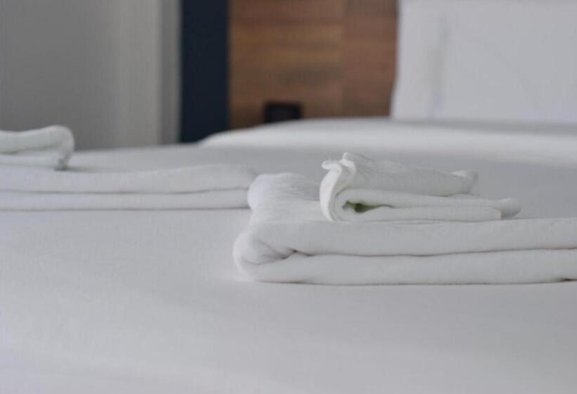 فندق صغير Chiangmai Inn Guesthouse