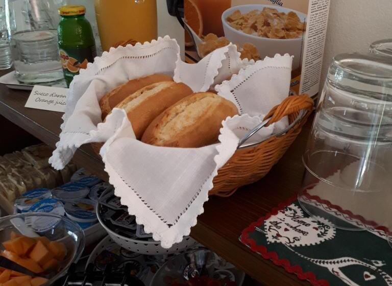 هتل Agriturismo Ai Carpini