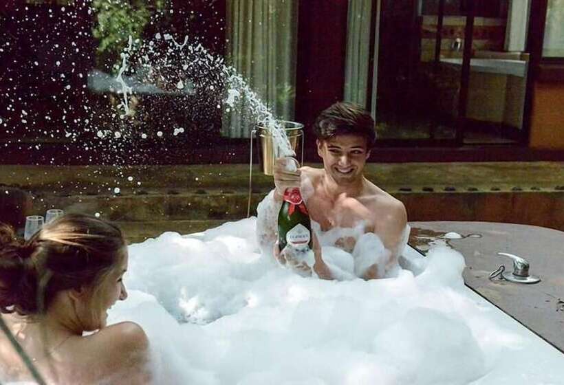 בית מלון כפרי Leopard Walk Lodge