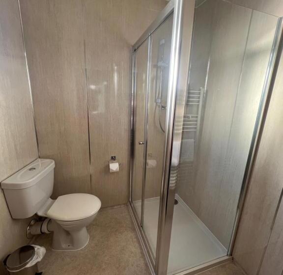 فندق Links Lets Room Only