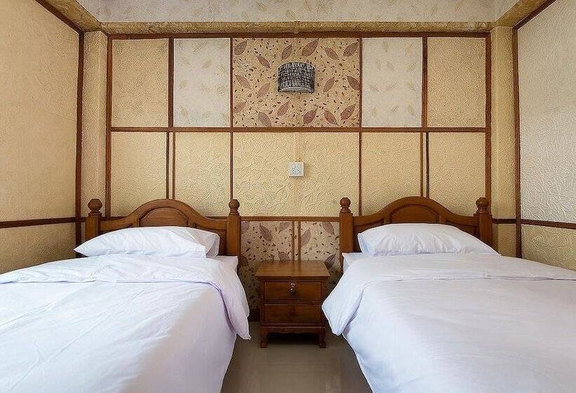 Hotel Sailomjoy The Boutique Hostel