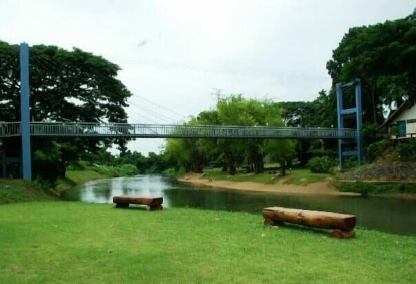 فندق Suanphet Riverview Resort