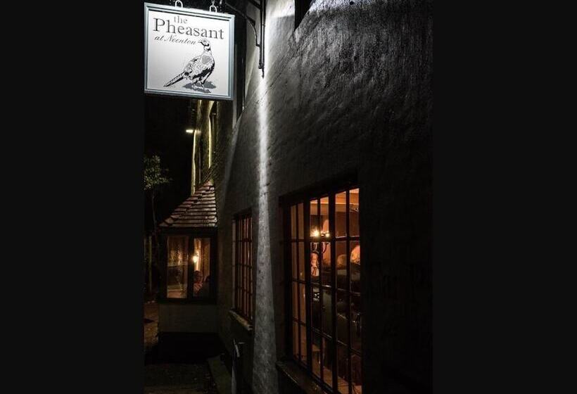 בית מלון כפרי The Pheasant At Neenton
