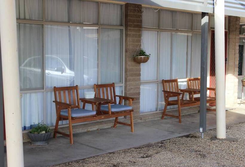 Thomas Lodge Motel