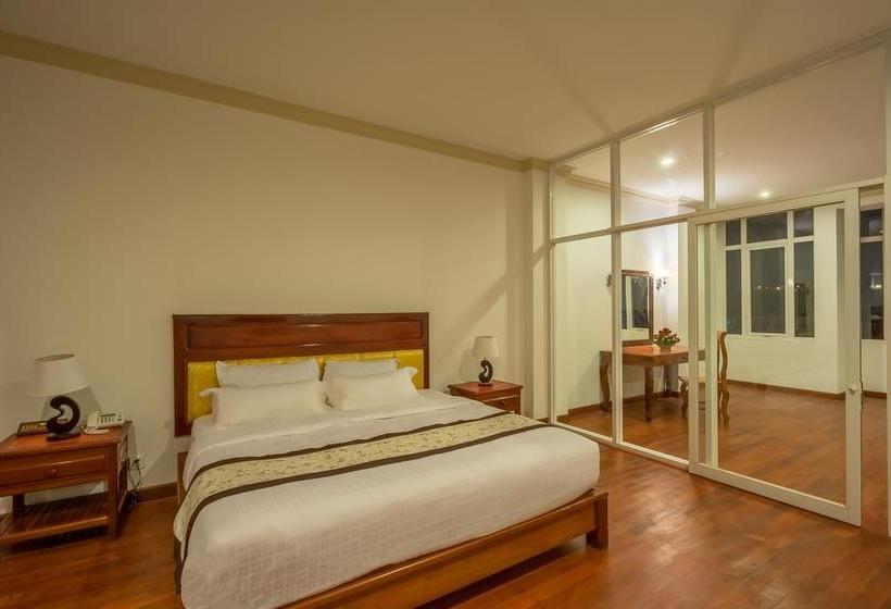 هتل Angkor Davann