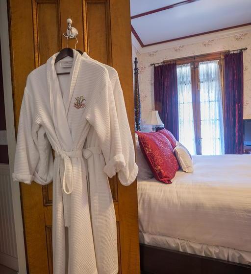 민박 The Wallingford Victorian Inn