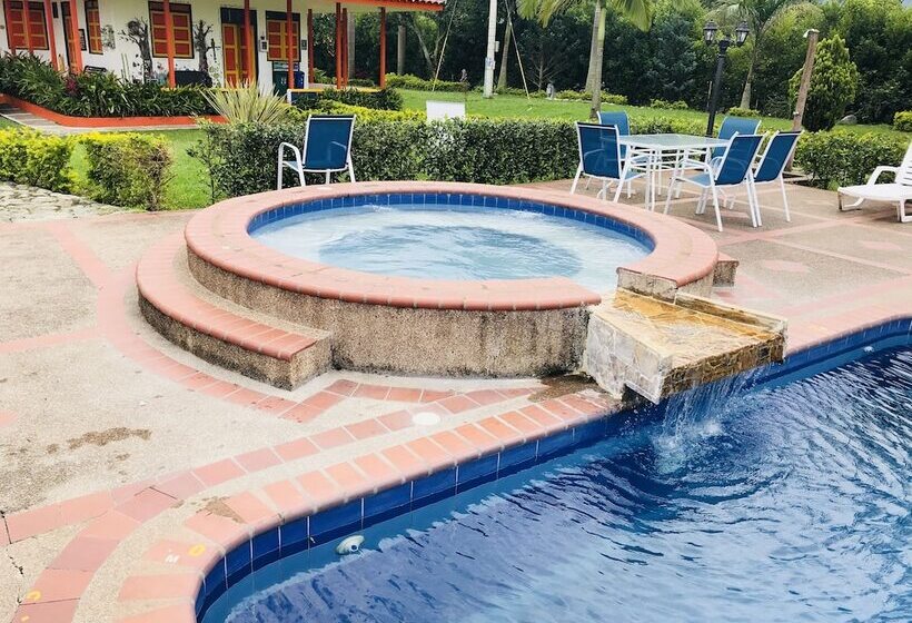 Finca Hotel La Rivera