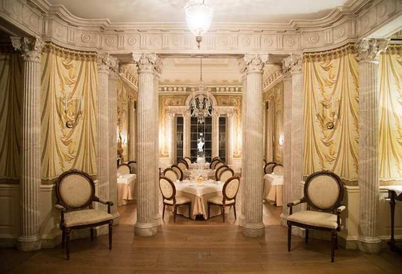 هتل Albemarle Estate At Trump Winery