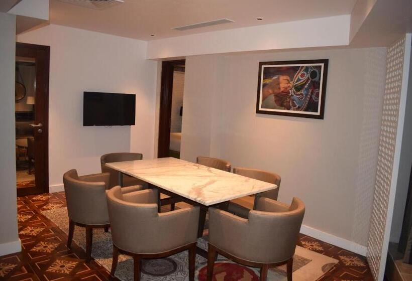فندق Country Inns & Suites By Radisson Manipal