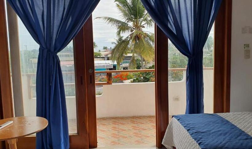 هتل Hospedaje Delfin Azul