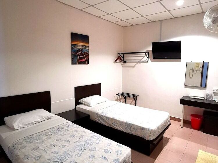 هتل Galaxy Inn