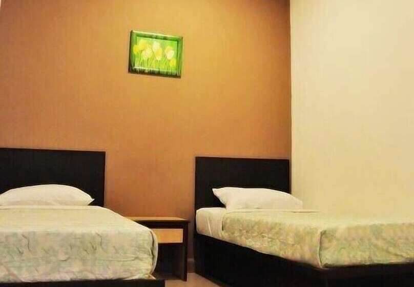 هتل Galaxy Inn