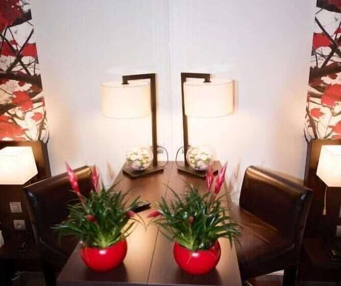 ホテル Hôtel Pavillon Des Gâtines