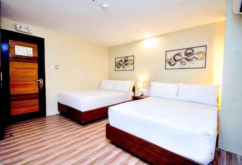 Hotel Serene La Playa Boracay
