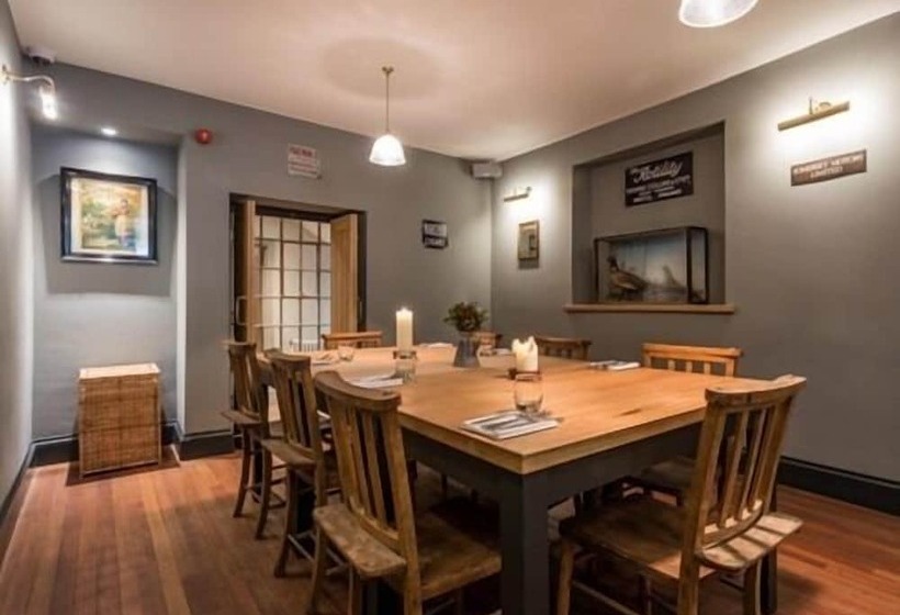 هتل The Redan Inn