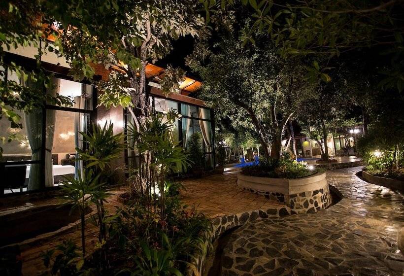 پانسیون Foresto Sukhothai Guesthome