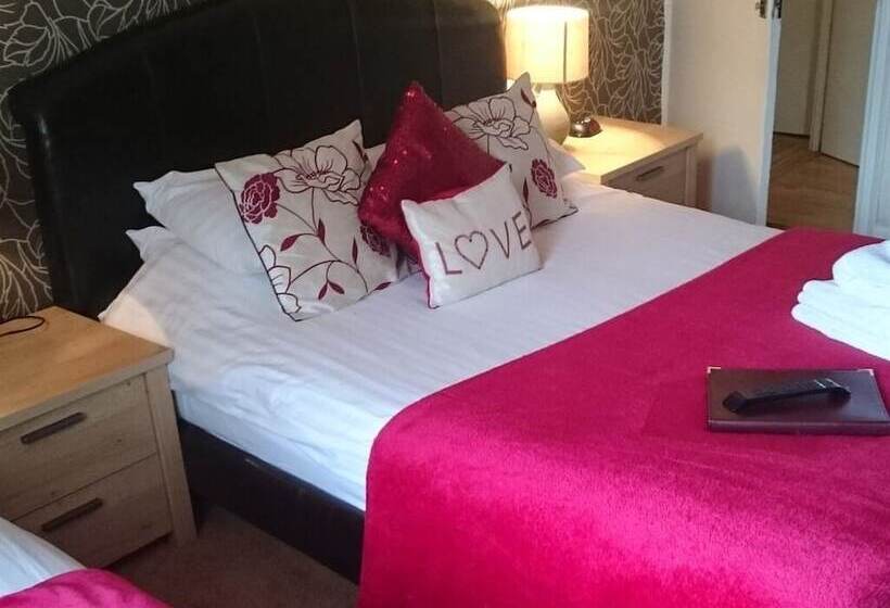 بنسيون The Georgian Guesthouse