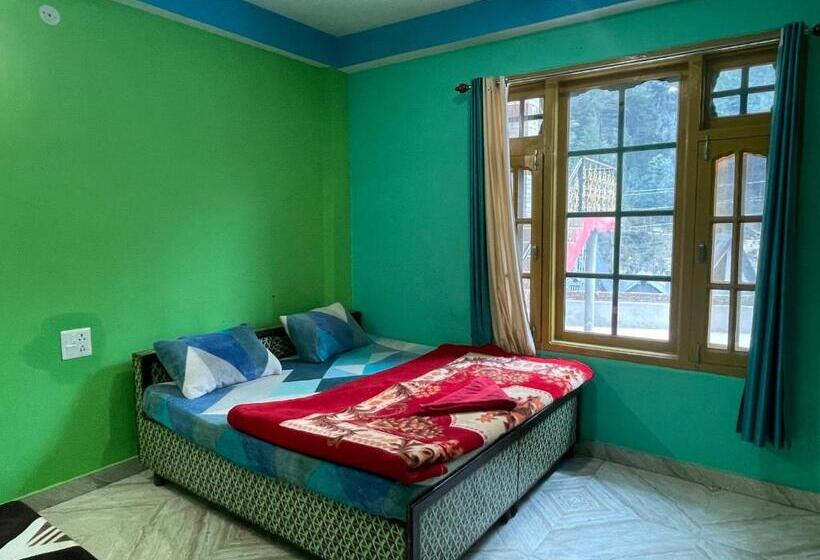 فندق صغير Chojh Inn Guest House