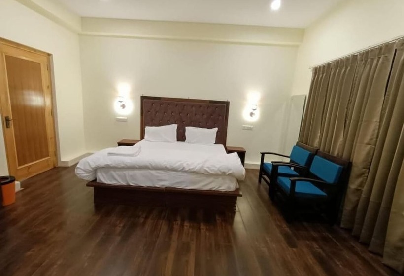 ホテル Bergo Residency   Leh