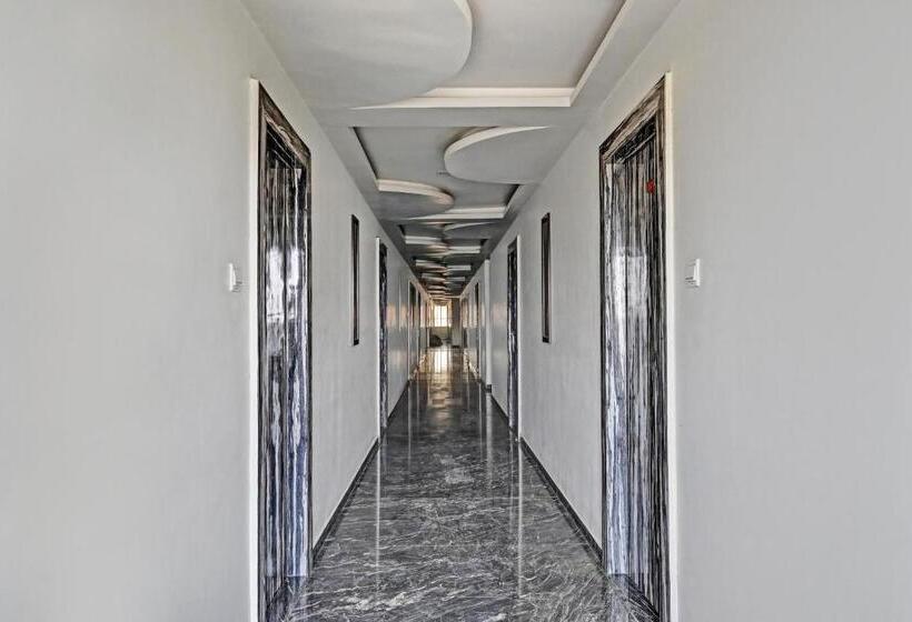 בית מלון כפרי Fab Sai Shangrilla