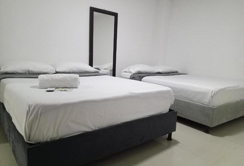 هتل Imperial House