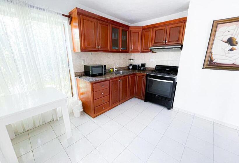 Oceanfront & Garden View Villas Hotel Wifi Bbq Parking Los Corales Beach Club & Spa