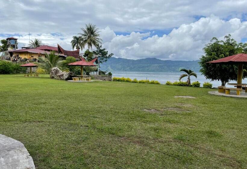 پانسیون Marroan Acc