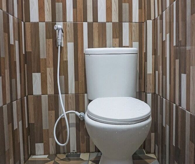 هتل Oyo 90925 Penginapan Dafandra Beach