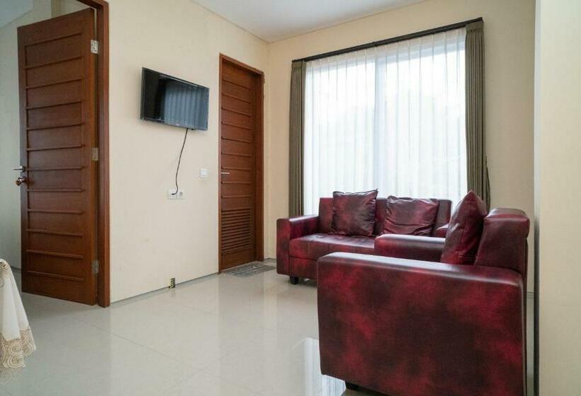 هتل Reddoorz Near Itdc Nusa Dua