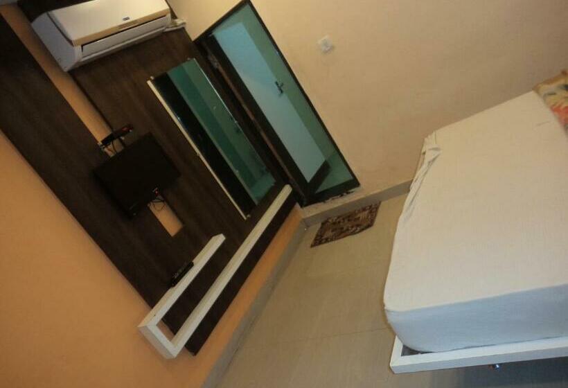 فندق Exotic Stay Near Shivaji Marg