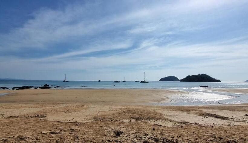 هتل Tk Beach Resort Koh Mak