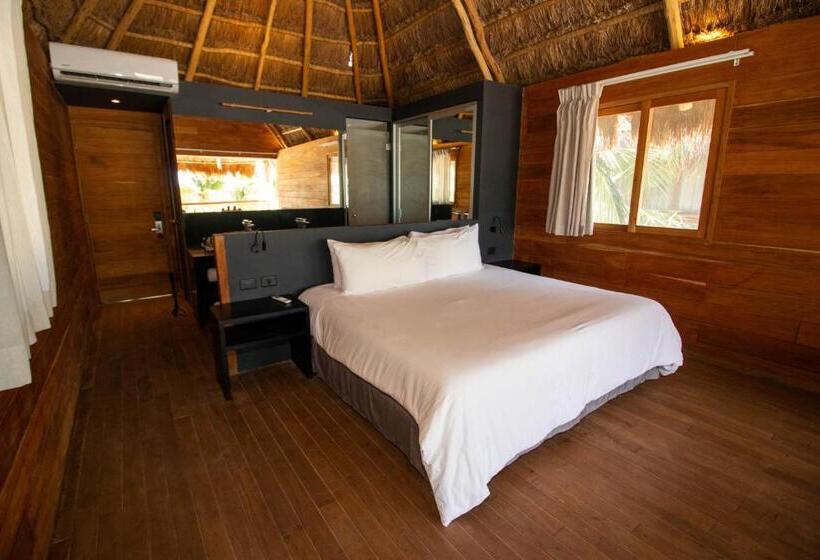 هتل Blue Holbox