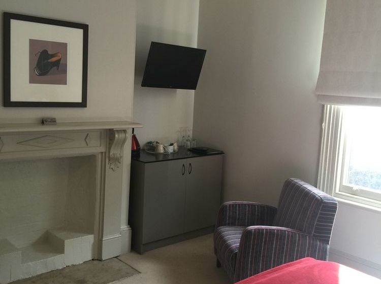 تختخواب و صبحانه Gregory House