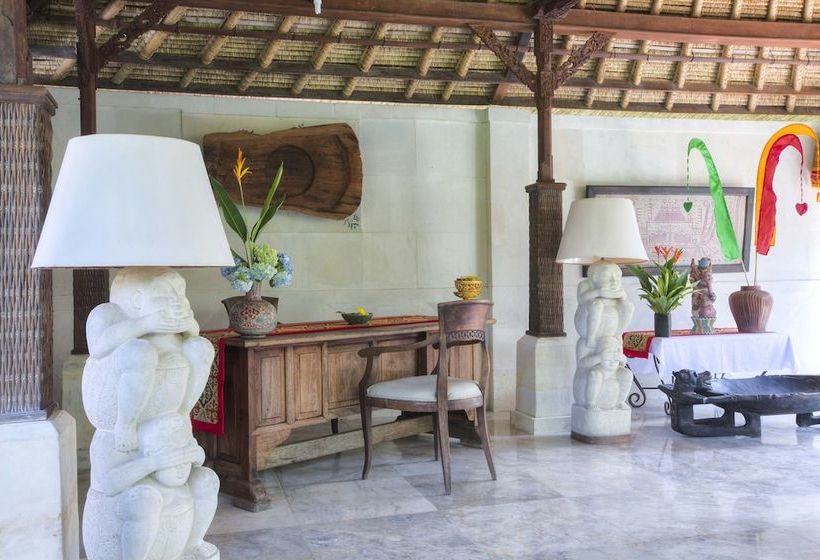 Fotos del hotel Royal Villa Jepun:  3