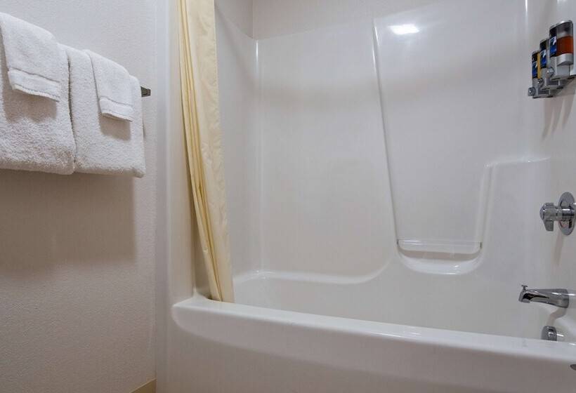 Surestay Hotel By Best Western Whittington Rend Lake