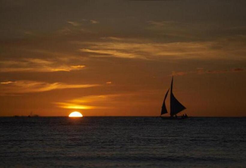 Shore Time Hotel Boracay