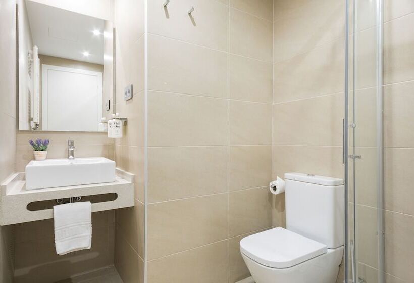 Sitges Group Blue&white