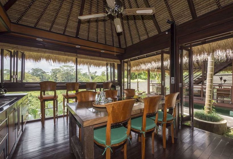 Kupu Kupu Private Villa