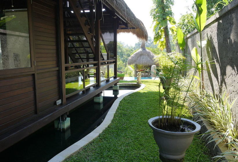 Kupu Kupu Private Villa