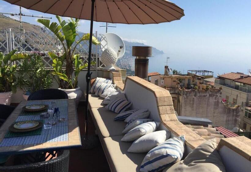 تختخواب و صبحانه Casa Aricò & Shatulle Suites